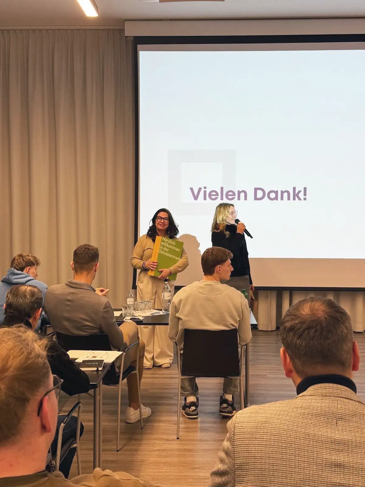 Michaela Hold und Gabriele Jahn